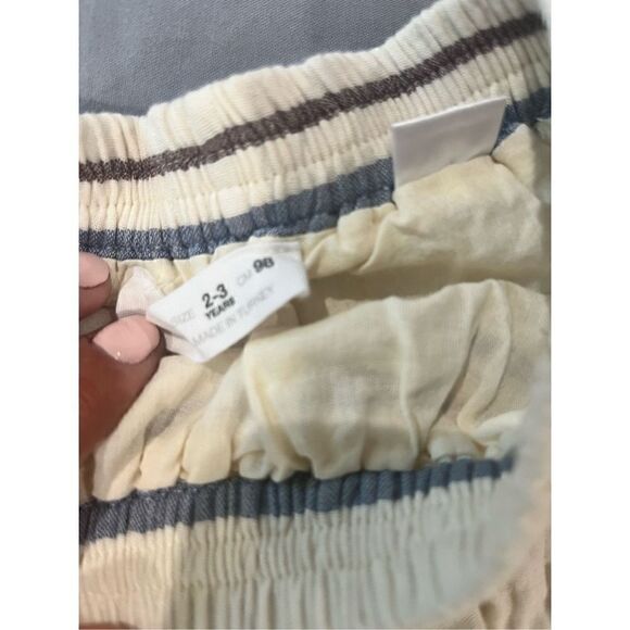 Zara skirt  - Picture 2 of 3